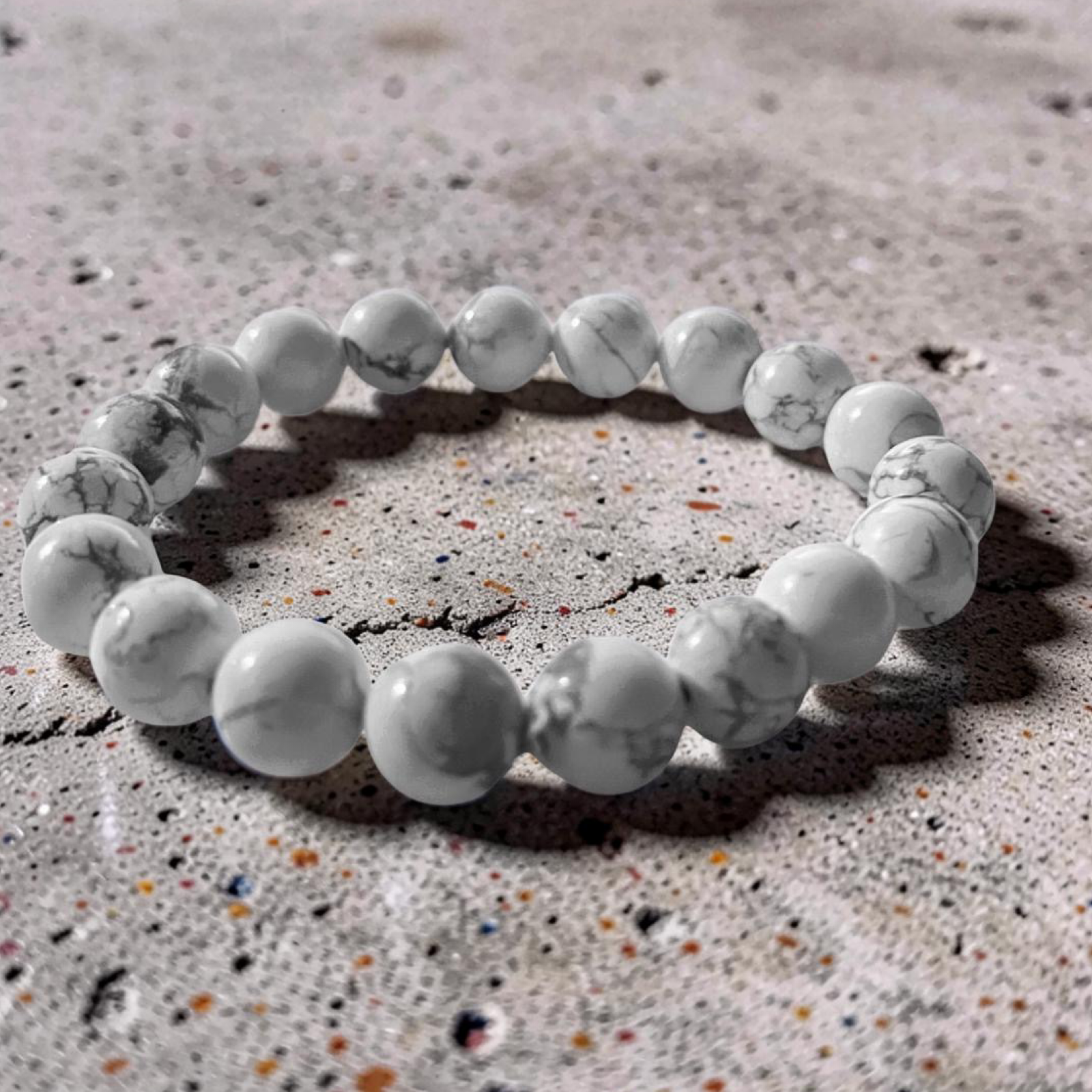 White Howlite Bracelet – Calm & Rest (10mm)